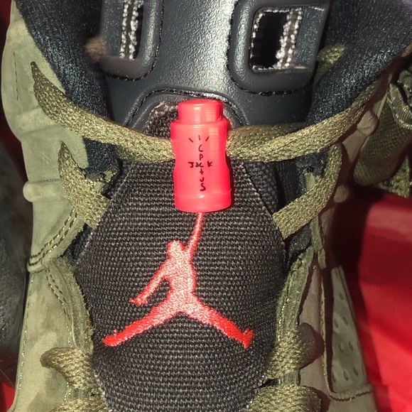 jordan Retro 6 Travis Scott - Picture 3 of 8